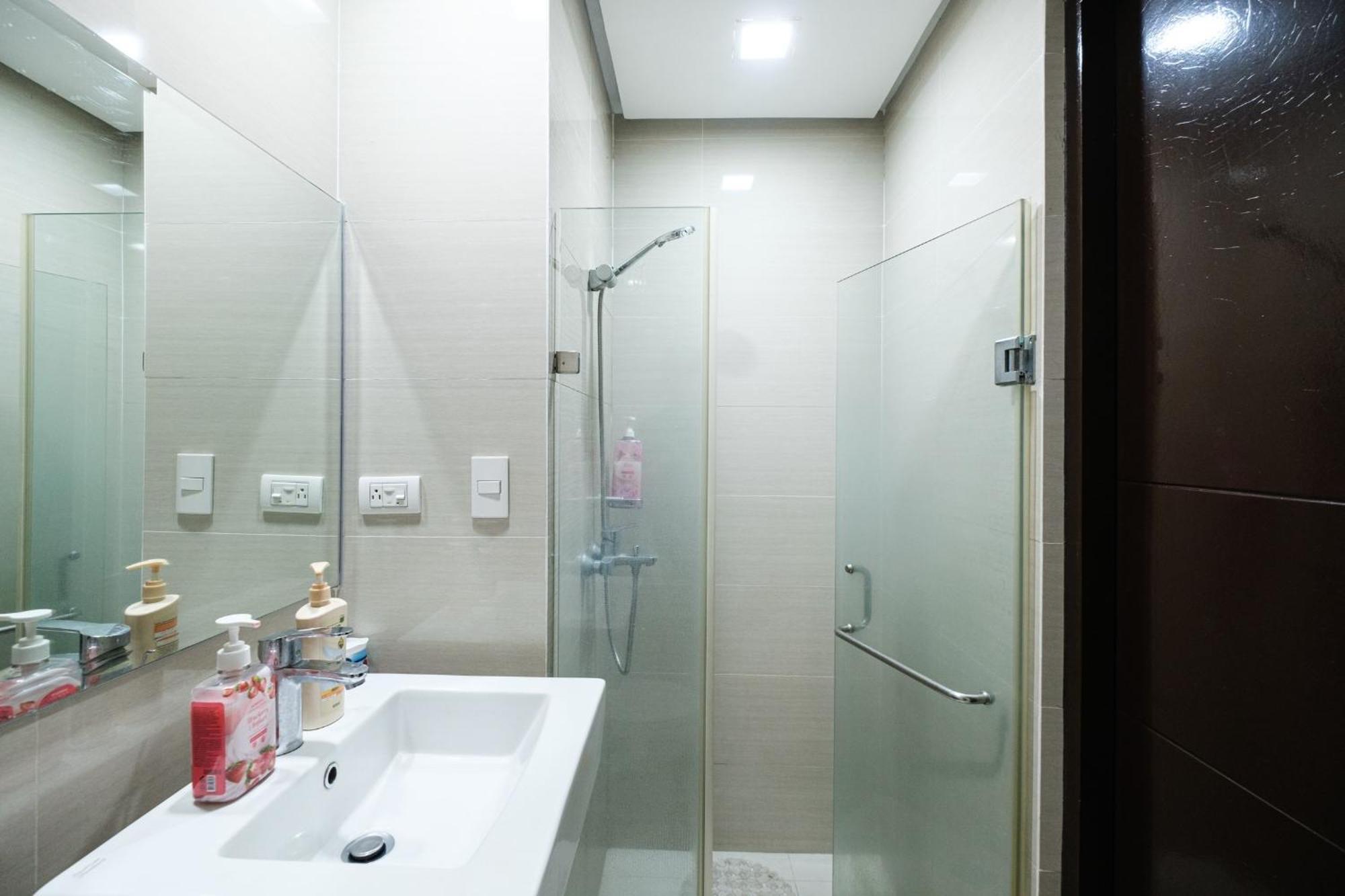 ماكاتي Family Staycation, Greenbelt Hamilton, Isabel'S Makati Rooms المظهر الخارجي الصورة
